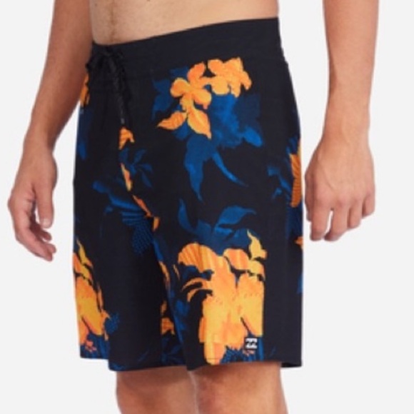Billabong 32 Boardshorts Sundays Airlite in Neon Night Medium Board Shorts NWT